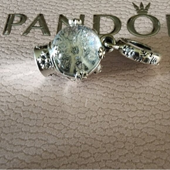 Pandora Snowflake Snow Globe Dangle Charm - Picture 8 of 9